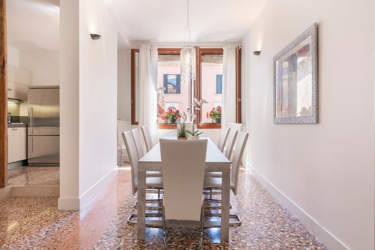 Casanova Deluxe Apartment By Wonderful Italy Veneza Exterior foto