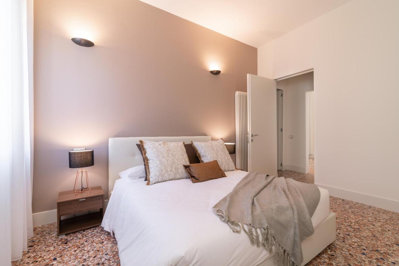 Casanova Deluxe Apartment By Wonderful Italy Veneza Exterior foto